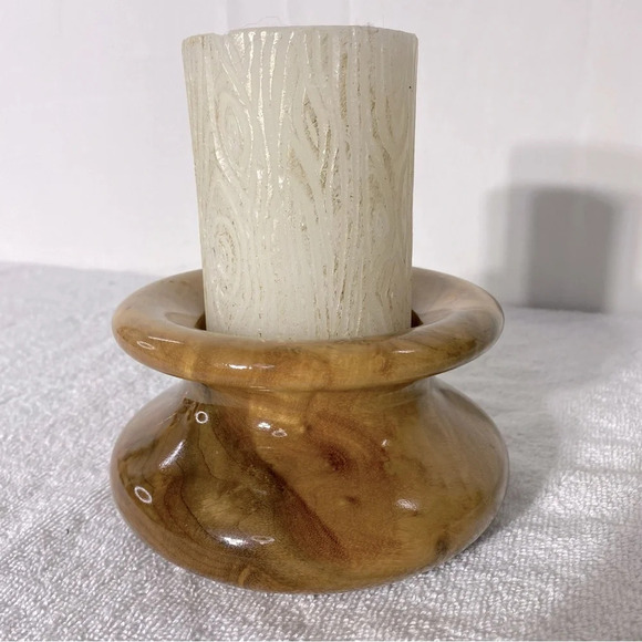 Vintage Oregon  Myrtlewood Pillar Candle Holder - Picture 1 of 12